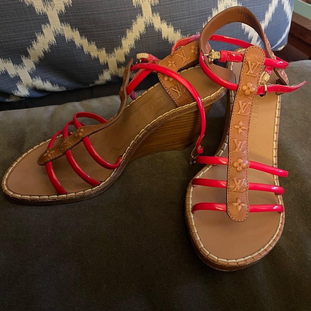 Louis Vuitton Brown Wedge Sandal with Red Straps - Picture 11 of 12
